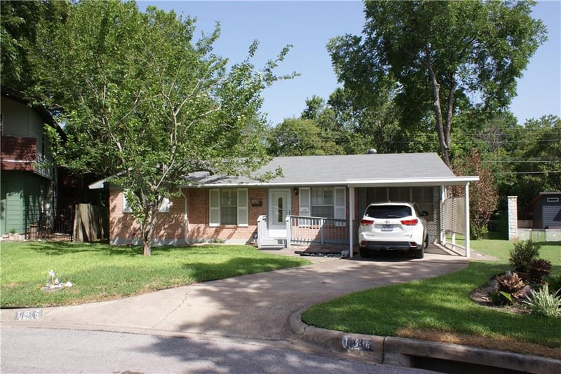 Virtual tour of 136 Frederick ST