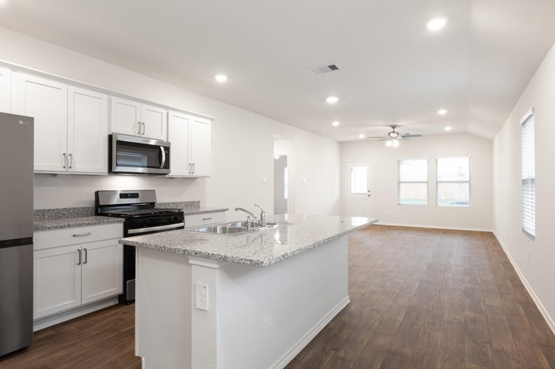 Virtual tour of 136 Granary Dr