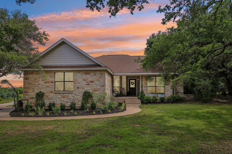 Virtual tour of 136 Thoroughbred TRCE