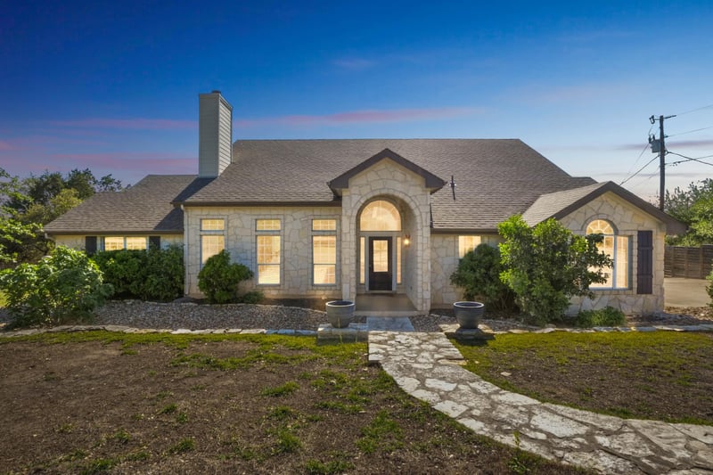 Virtual tour of 13624 Trautwein RD