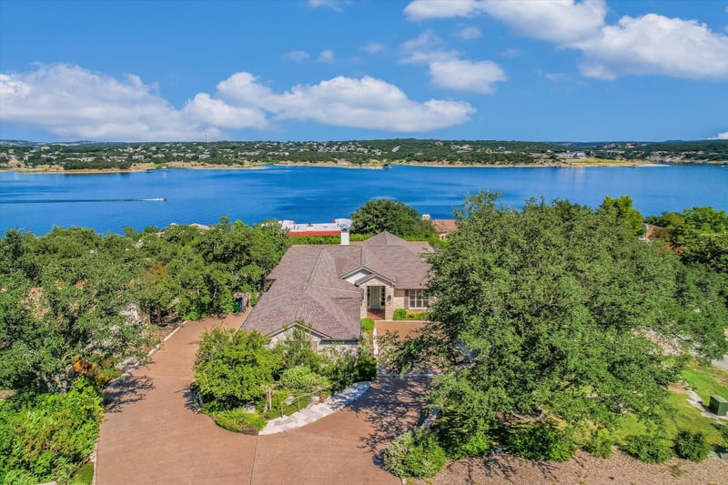 Virtual tour of 137 Firebird St