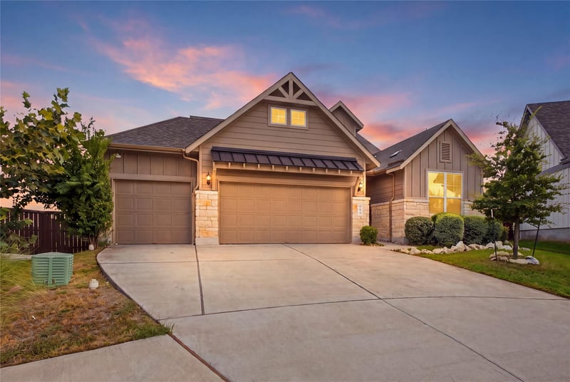 Virtual tour of 137 Jasmine LN