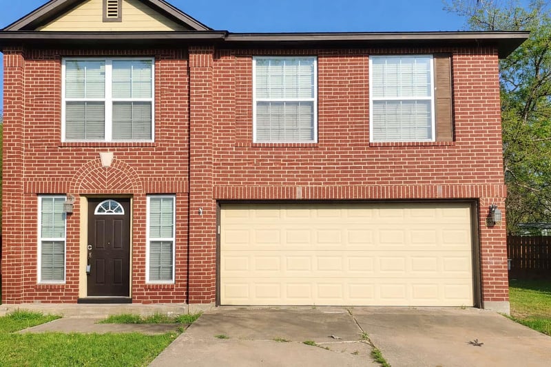 Virtual tour of 13703 Cambourne DR