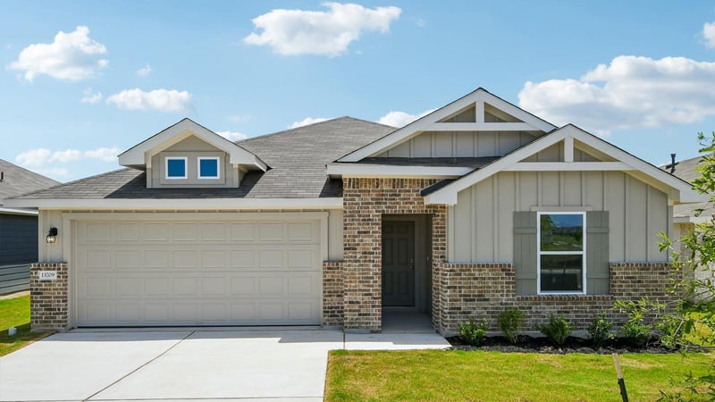Virtual tour of 13709 Carper DR