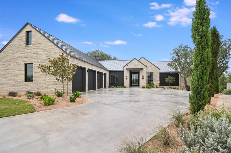 Virtual tour of 138 Coralberry
