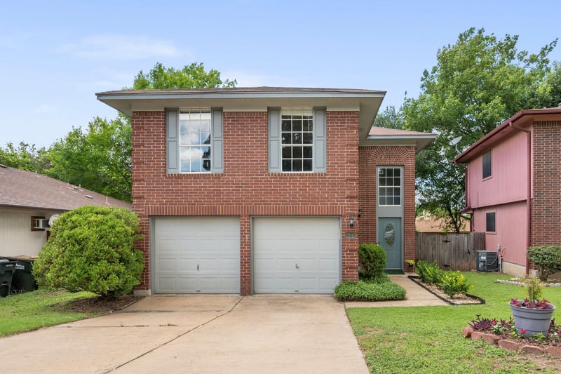 Virtual tour of 13812 Lothian DR