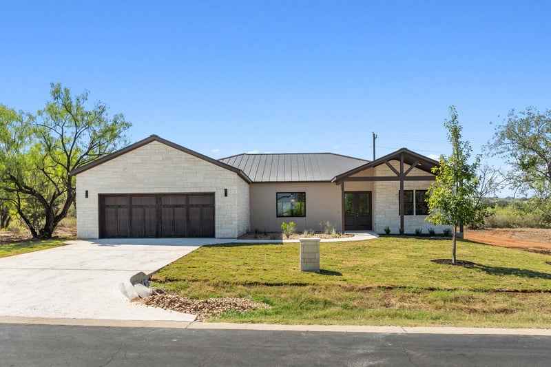 Virtual tour of 1399 Hi Cir S