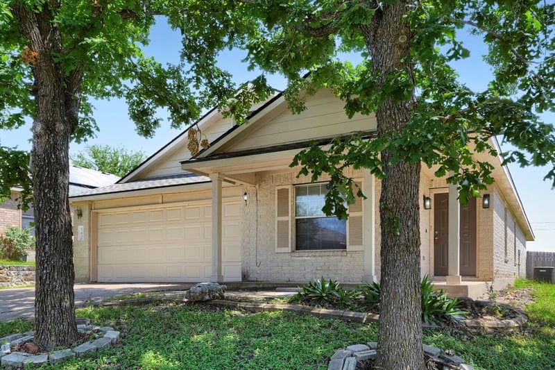 Virtual tour of 140 Plumbago CV