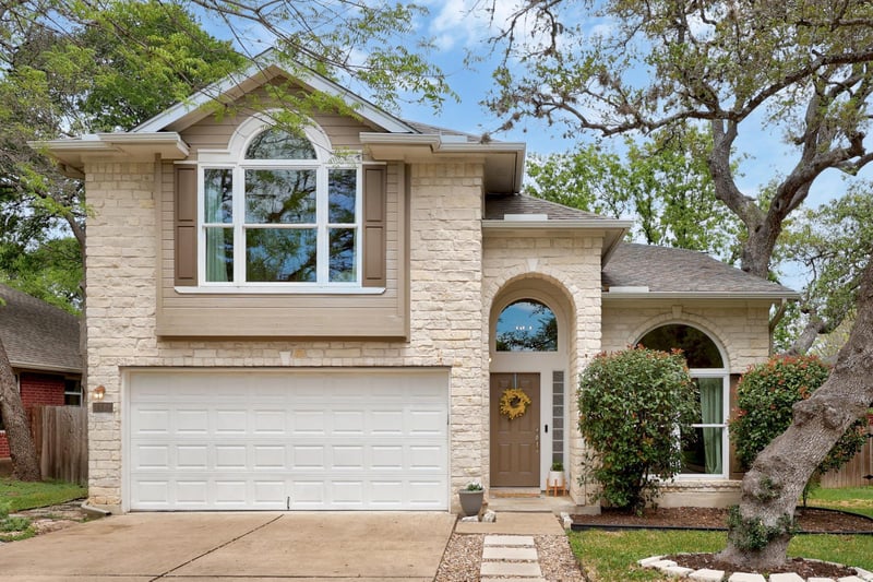 Virtual tour of 1400 Tetbury LN