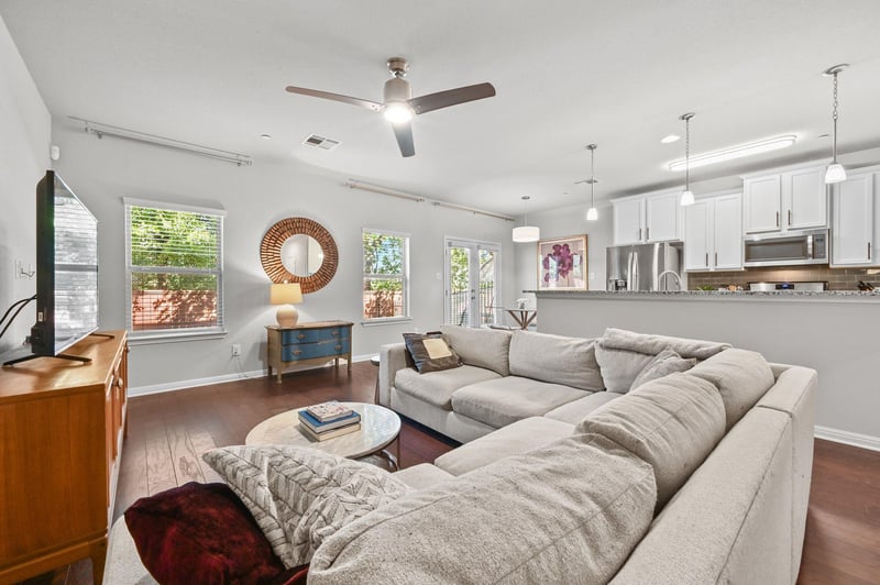 Virtual tour of 1402 Catalan RD