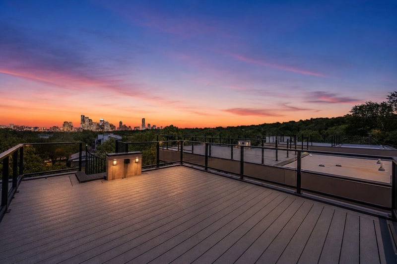Virtual tour of 1403 Barton Hills DR Unit #1