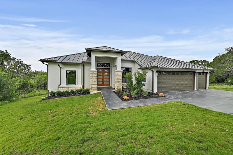 Virtual tour of 1404 Fault Line Dr