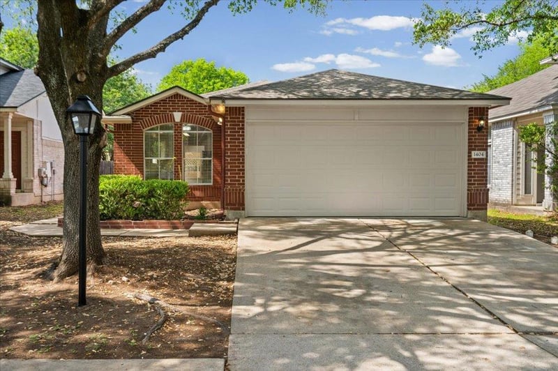 Virtual tour of 1404 Sir Thopas TRL