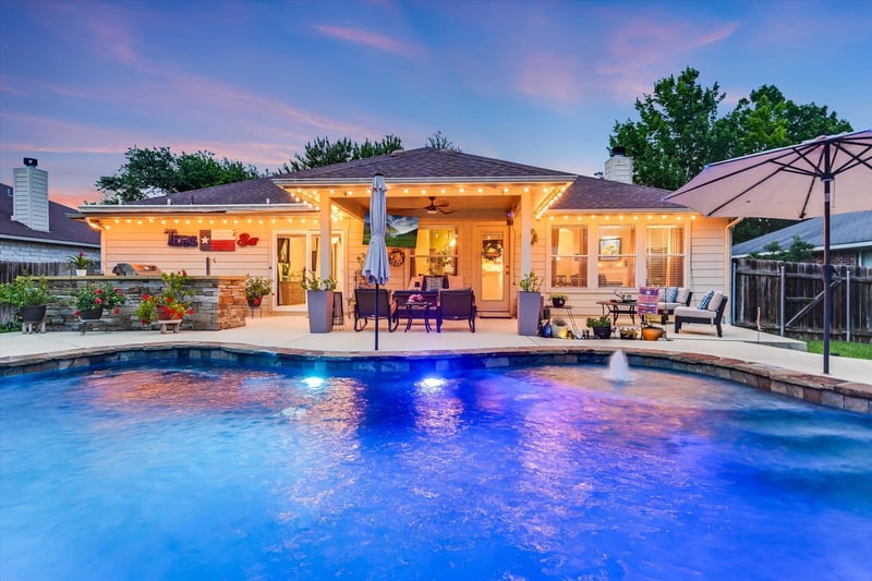 Virtual tour of 1405 Firebush DR