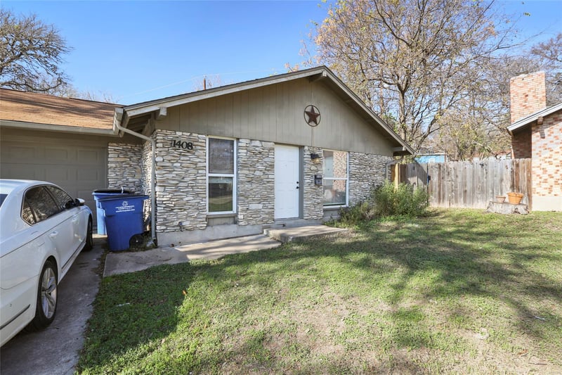 Virtual tour of 1408 Valleyridge CIR Unit #102