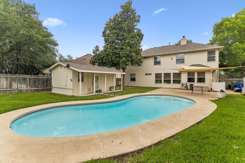 Virtual tour of 1409 Deer Horn DR