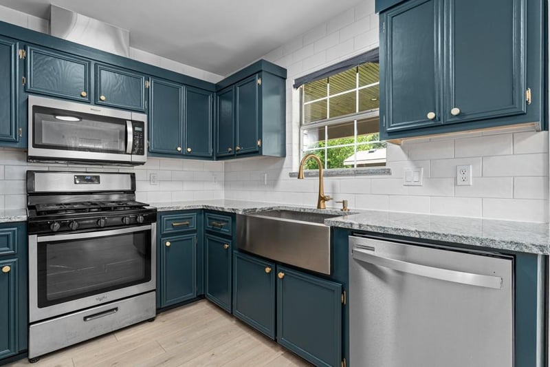 Virtual tour of 1409 Lantern Light DR