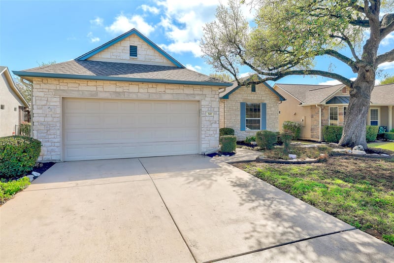 Virtual tour of 141 Blazing Star DR