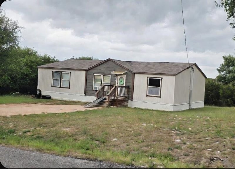 Virtual tour of 141 Brianna Cir