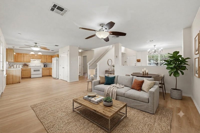 Virtual tour of 141 Meadow Park DR