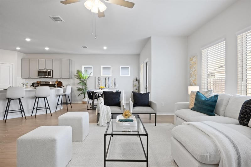 Virtual tour of 141 Yellowstone Dr