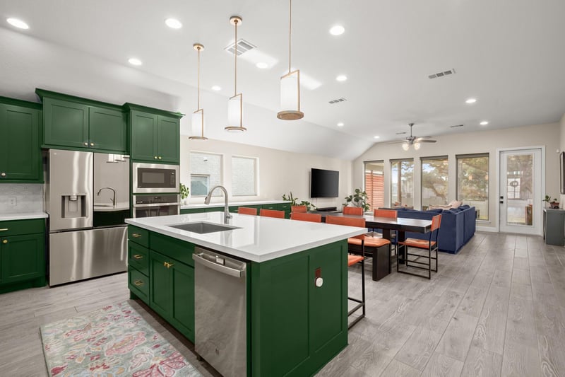 Virtual tour of 1412 Spring Gulch LN