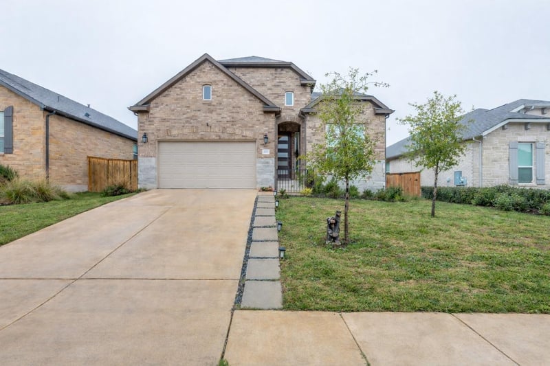 Virtual tour of 142 Milam Creek Dr