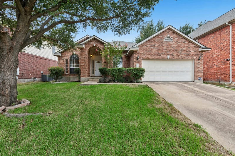Virtual tour of 1421 Hargis Crk