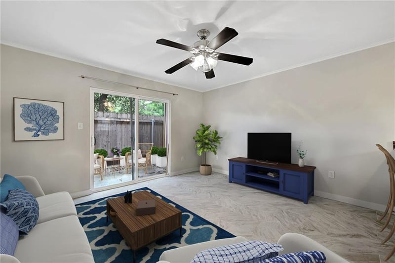 Virtual tour of 1422 Collier St Unit #103