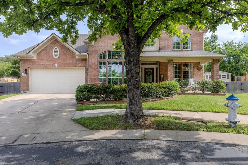 Virtual tour of 143 Chestnut Ct