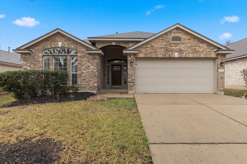 Virtual tour of 14301 Rountree Ranch LN