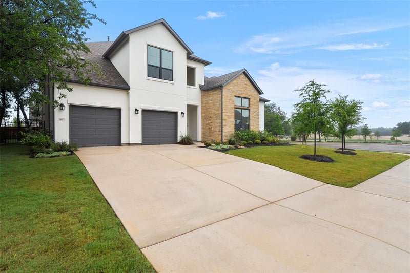 Virtual tour of 14302 Blooming Meadow DR