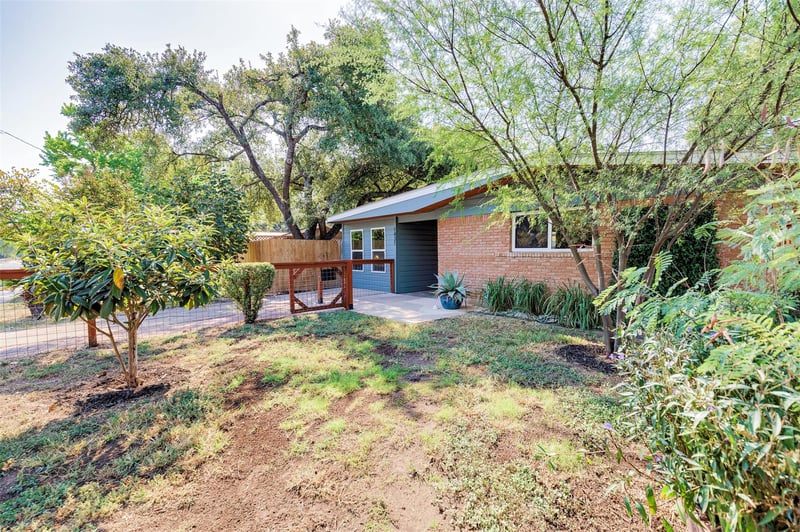 Virtual tour of 1431 Briarcliff Blvd