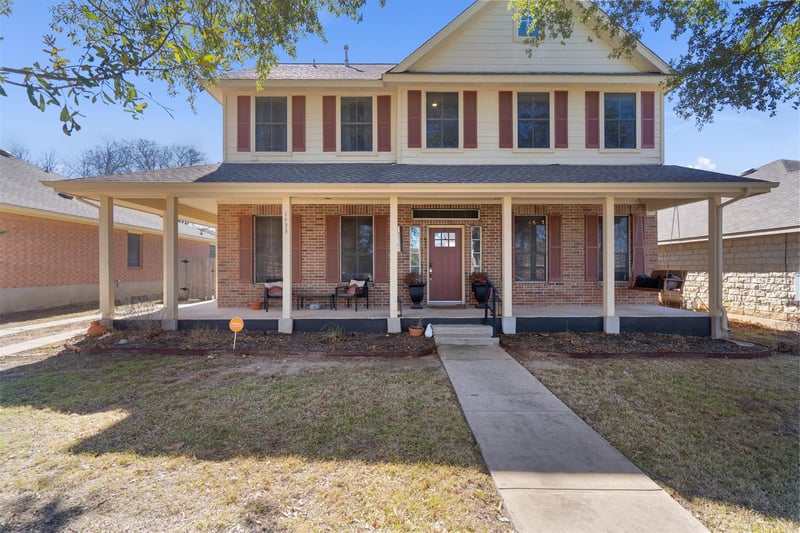 Virtual tour of 1433 Bradbury LN