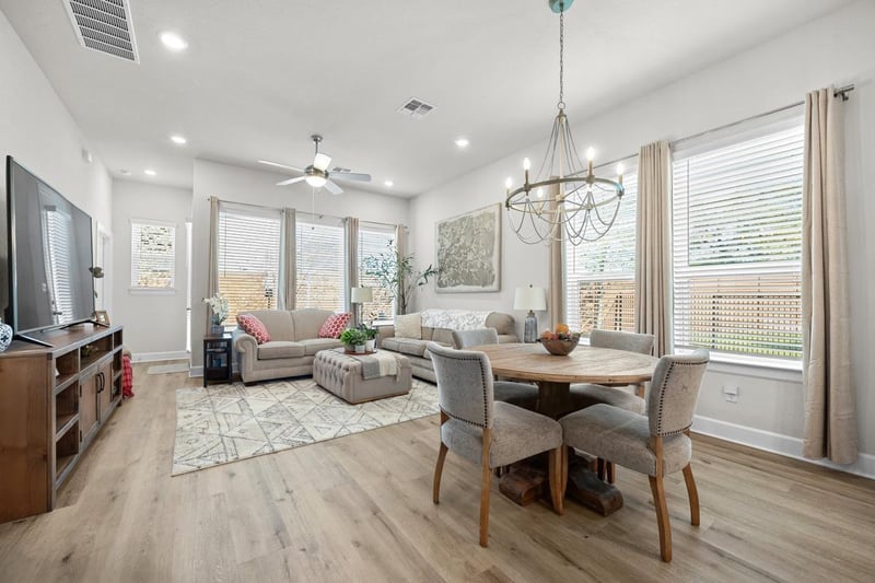 Virtual tour of 144 Monterey Oak TRL