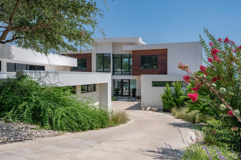 Virtual tour of 14419 Agarita RD Unit #D