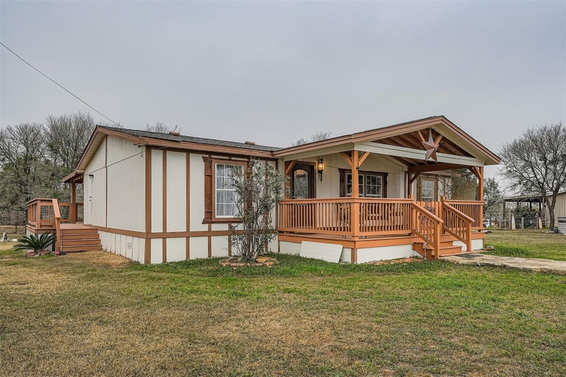 Virtual tour of 145 Alyssa LOOP