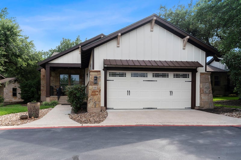 Virtual tour of 14501 Falcon Head BLVD Unit #14