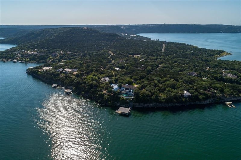 Virtual tour of 14517 Ridgetop Ter