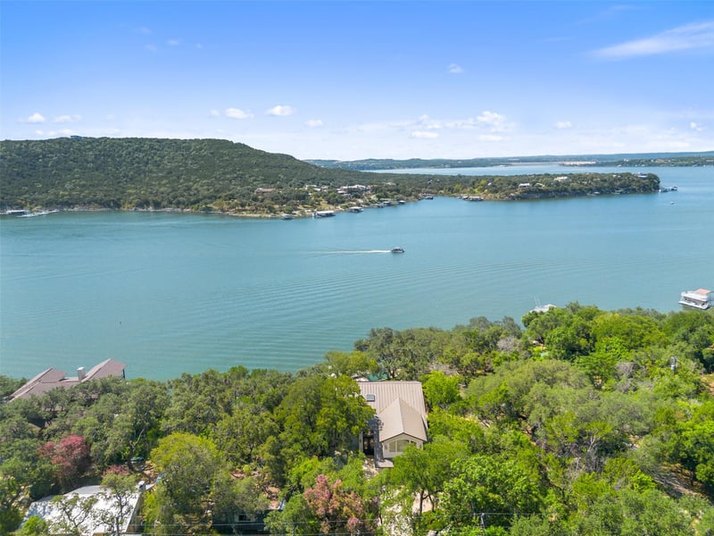 Virtual tour of 14753 Arrowhead Dr