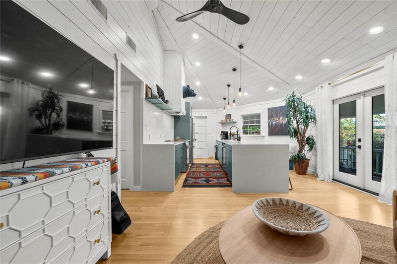 Virtual tour of 14805 General Williamson Dr