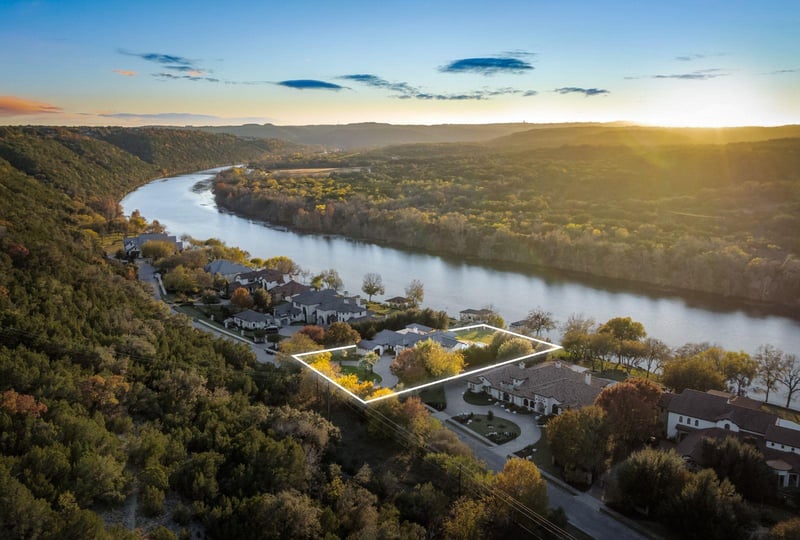 Virtual tour of 14916 Flat Top Ranch RD