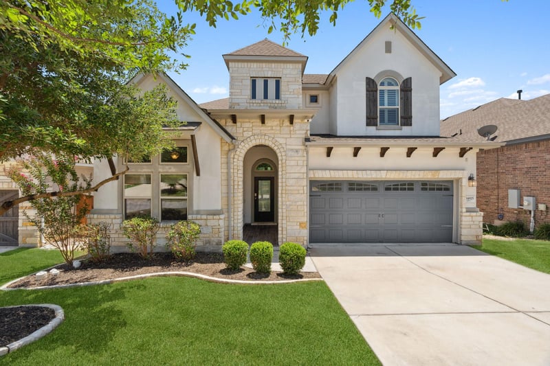 Virtual tour of 14925 Cabrillo Way