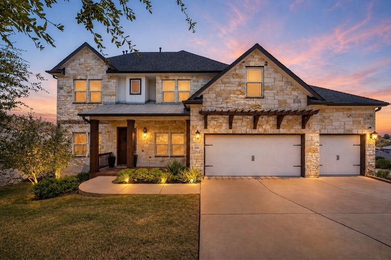 Virtual tour of 1500 Chalk Bluff CT