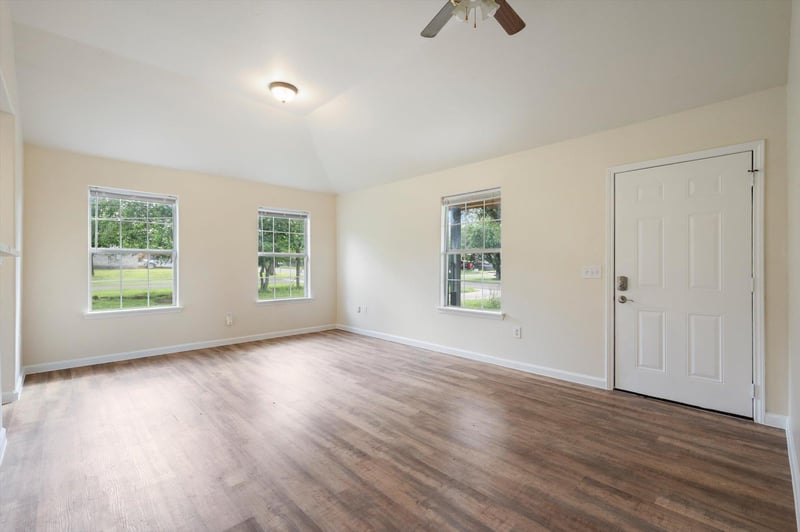 Virtual tour of 1500 Clyde ST