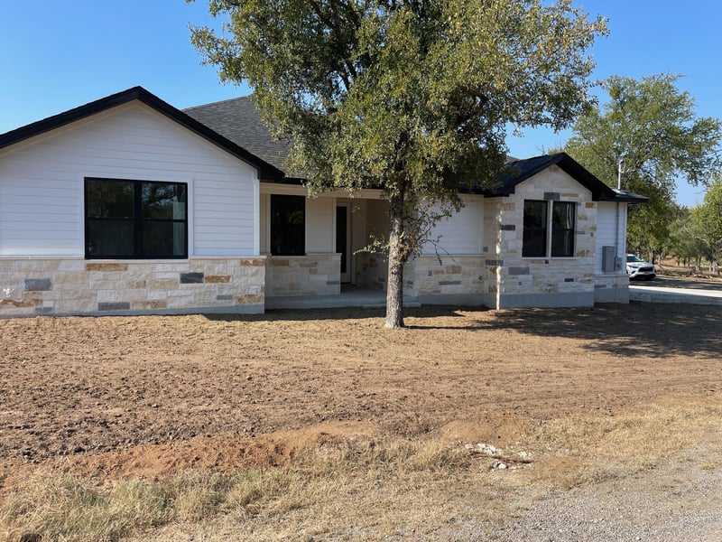 Virtual tour of 1502 Green Valley LN