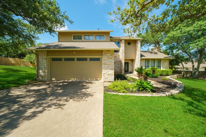 Virtual tour of 1502 Silverado CIR
