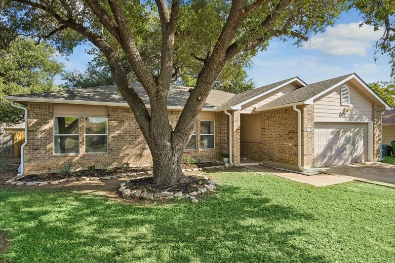 Virtual tour of 1504 Wroxton Way