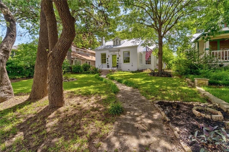 Virtual tour of 1505 Alta Vista Ave
