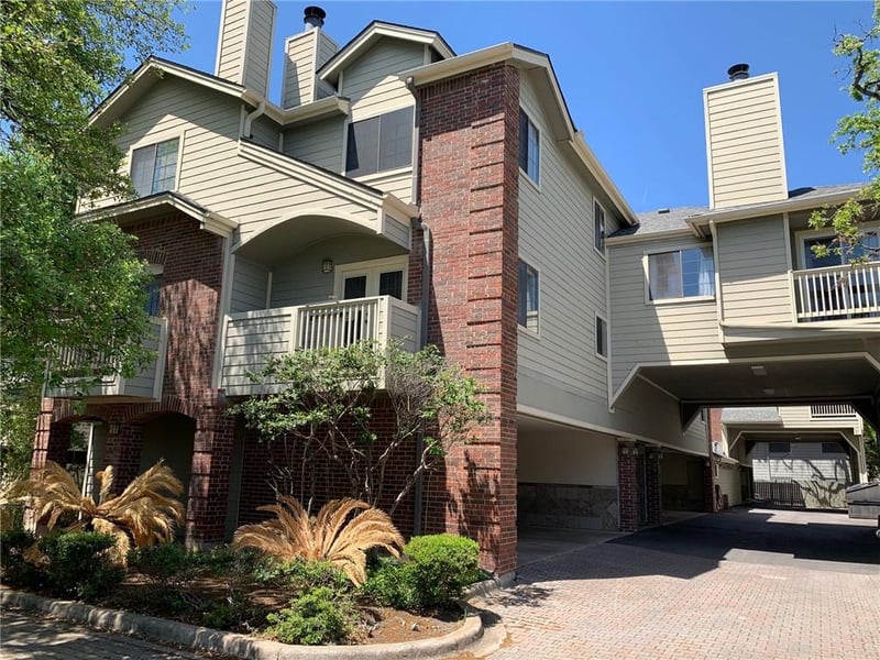 Virtual tour of 1506 Forest TRL Unit #108